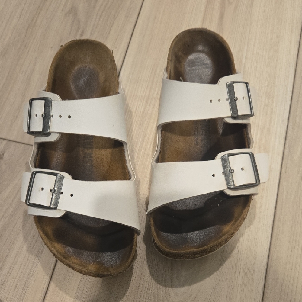 Youth Girl Birkenstock White Double Strap Sandals with Buckles